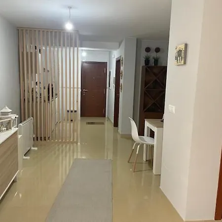 Casa Cividanes アパート マリン